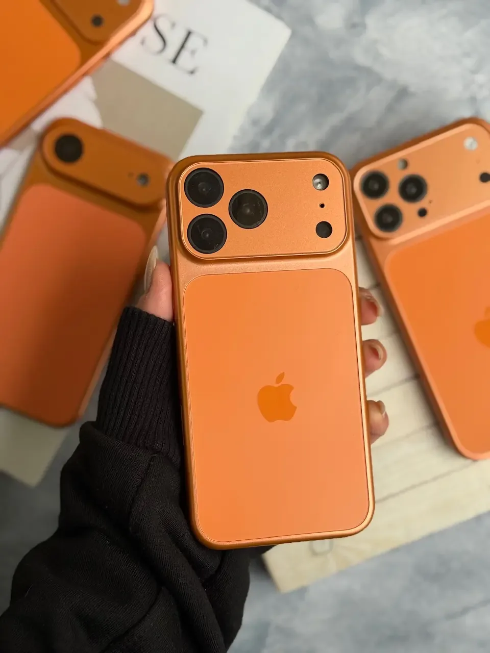 قاب Orange AG with Apple logo با مگ سیف (کدC2181)
