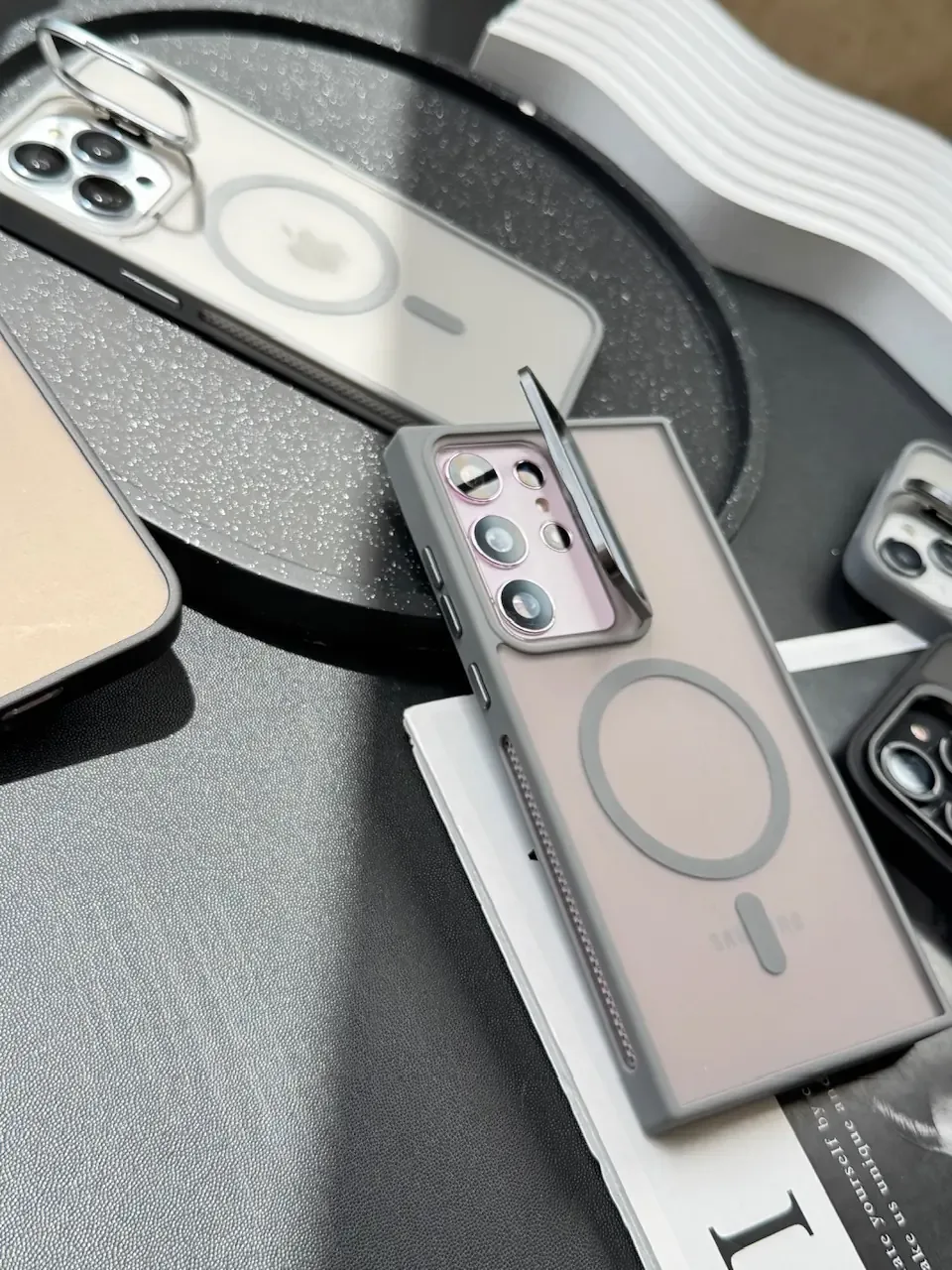 قاب Matte CasePro Lens with MagSafe استند شو با لنز رینگی (کدC1608) - Image 10