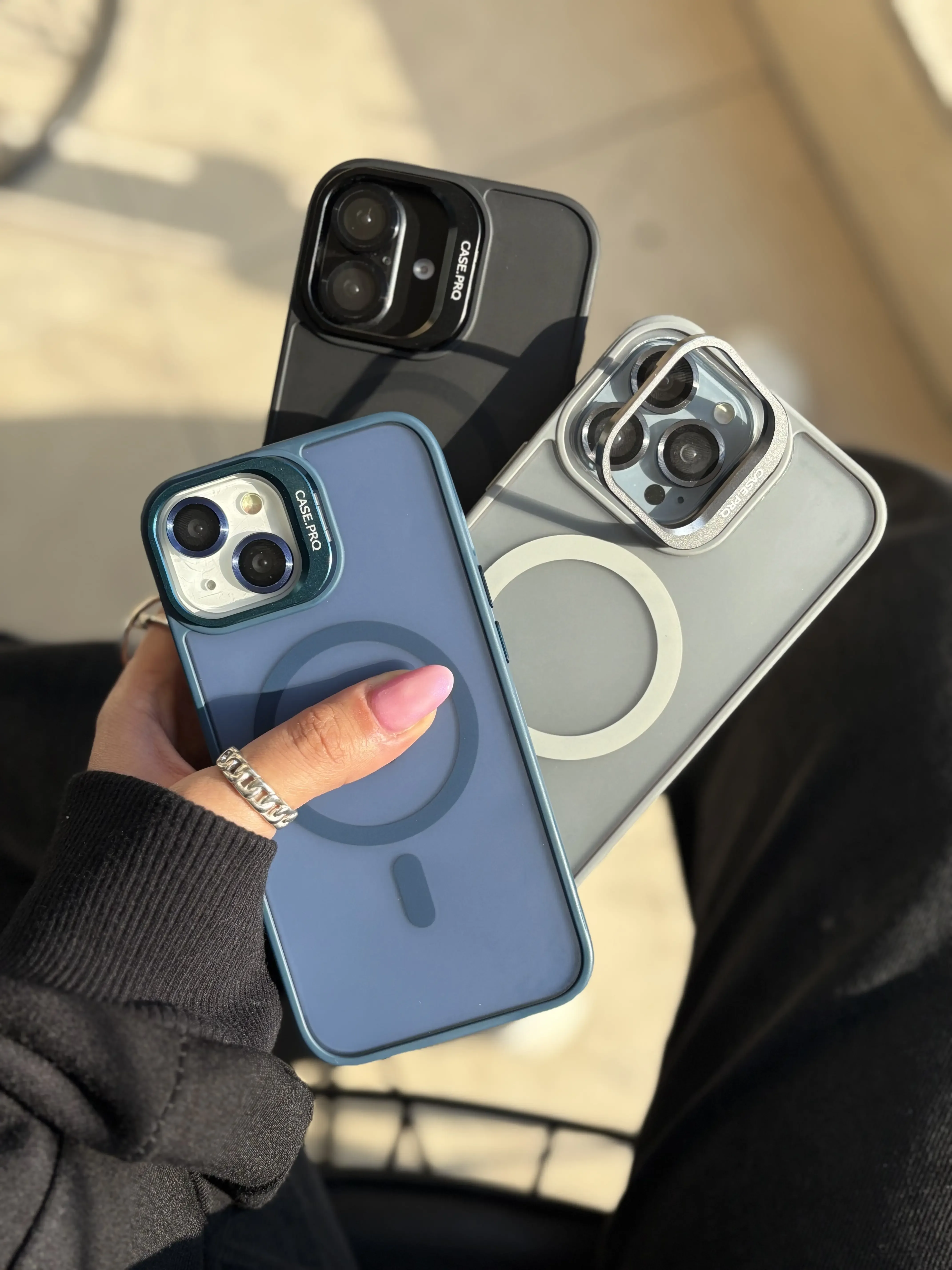 قاب Matte CasePro Lens with MagSafe استند شو با لنز رینگی (کدC1608) - Image 3